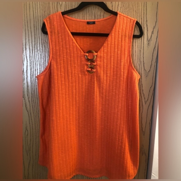 Studio 1886 Avon embellished Tank tops set of 2 - Picture 9 of 14